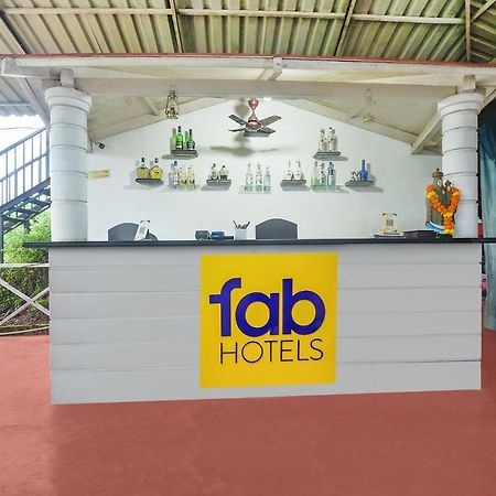 Fabexpress Vincy Palace, Mandrem Beach Hotel Kültér fotó