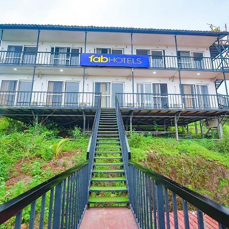 Fabexpress Vincy Palace, Mandrem Beach Hotel Kültér fotó